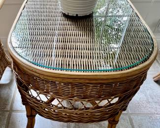 96. 4 pc Vintage Wicker Set, Arm Chair (34" x 31" x 34") and Ottoman (25" x 21" x 17") Side Table (20" x 27" x 22") Love Seat (57" x 32" x 34")