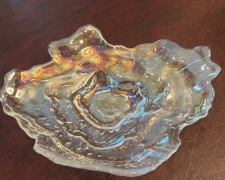 17. Mercury Glass Oyster Shaped Dish (9")
