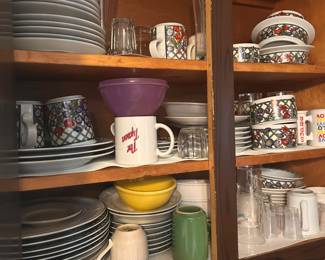 dishware, kitchen items