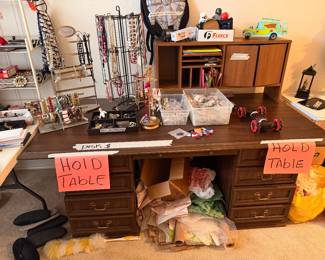 Large desk