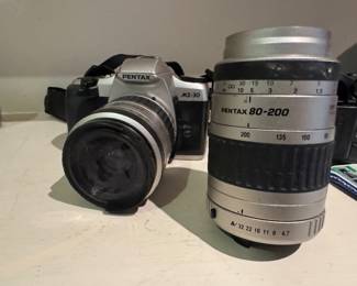 Pentax MZ-30, 35mm Autofocus SLR Camera with Pentax 80-200mm Focal Lens