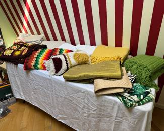 Large Collection of Vintage Linens, Throws & Quilts