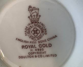 Royal Doulton "Royal Gold" Bone China