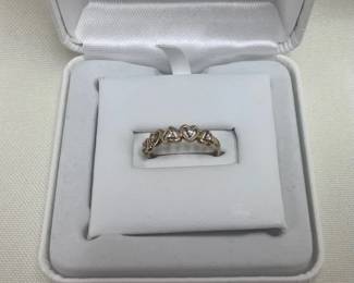10 KT Ring w/Hearts- 1.4 grams 