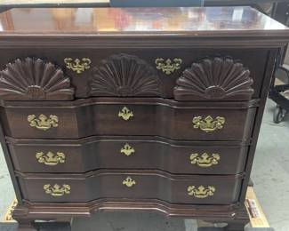 American Drew 4 Drawer Chest 