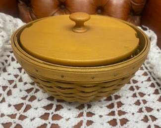 Round Longaberger Basket -SOLD