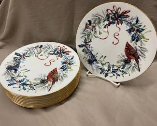 10-Lenox Winter Greetings Dinner Plates 