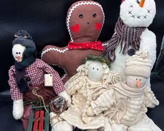 Vintage Handmade Folk Art Christmas Dolls  Gingerbread Figures  5 Pc Set