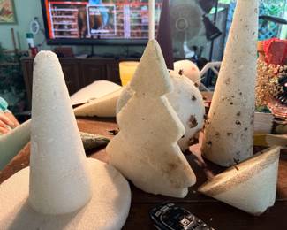 Styrofoam pieces for crafters
