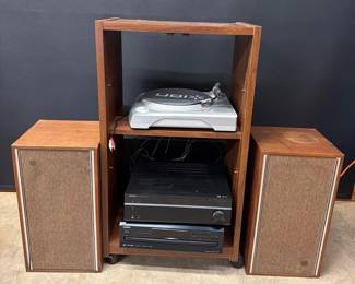 IonTTUSB Turntable, Insignia Receiver NSSTR514, Onkyo CD Changer DXC390 And More