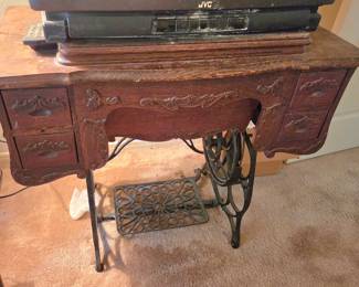 antique sewing machine