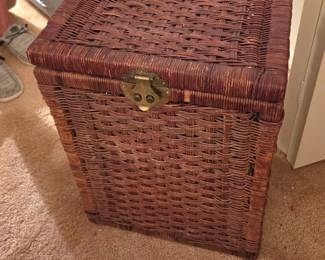 handy hamper