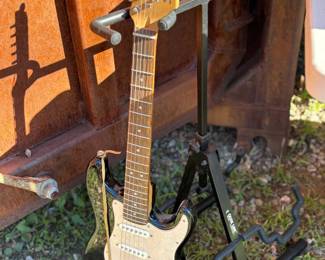Vintage Guitar