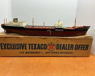 008 Vintage AMF WenMac S.S. Texaco North Dakota Oil Tanker Ship Model With Box