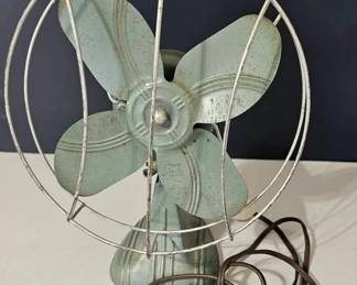 Vintage Dominion Green Electric Desk Fan