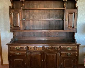 LinkTaylor Solid Wood Buffet and Hutch