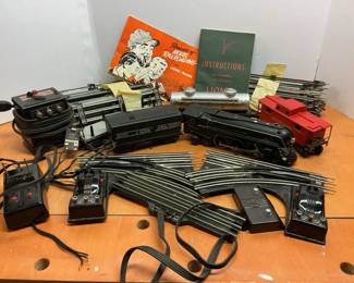 Lionel Train Set