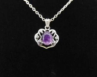 .925 Sterling Silver Amethyst Cabochon Pendant Necklace