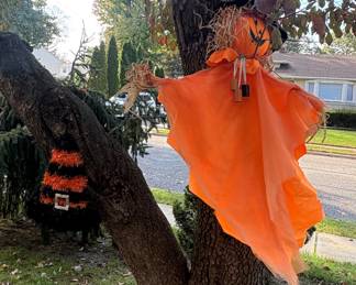 HALLOWEEN DECOR