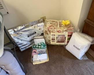 BEDDING 
