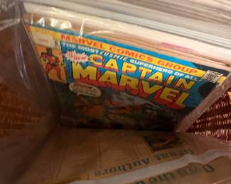 MARVEL & DC COMICS