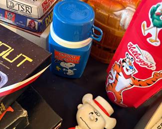 PEANUTS THERMOS & KELLOGGS TIME CAPSULE