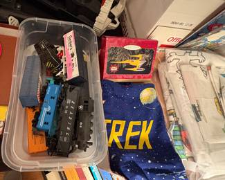 LIONEL TRAINS