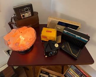 VINTAGE CAMERAS & ELECTRONICS