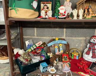CHRISTMAS DECOR