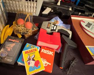 VINTAGE TOYS 