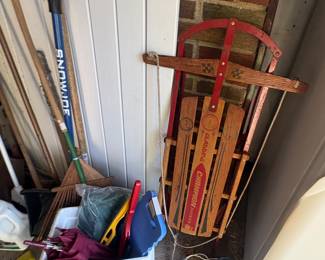 VINTAGE SLED