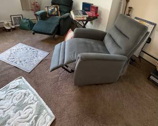 POWER RECLINERS 