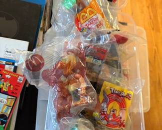 VINTAGE MCDONALDS TOYS