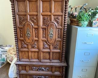 WARDROBE