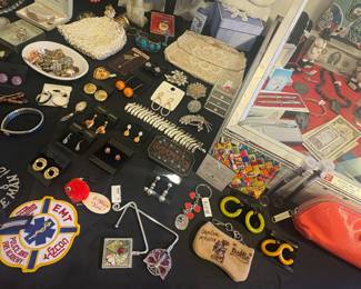 FASHION EARRINGS 