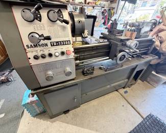 Samson TD-1336G metal lathe (13x36, 220V) — powers on but won't go in reverse, needs repair — $2,500