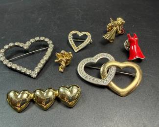Heart Brooches: Includes Monet