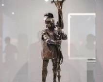 BRONZE KNIGHT SCULPTURE ATTRIBUTED TO ARMAND JULES LE VEEL (1821-1905)