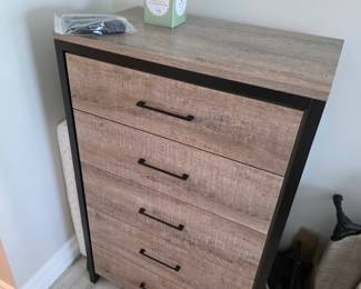 Rustic gray oak-finish five-drawer chest with black metal frame