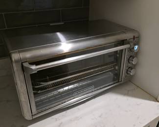 Stainless steel extra-wide countertop toaster oven with air fry rack