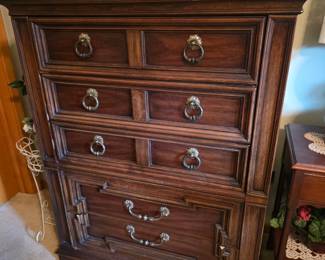 Thomasville dresser drawers.