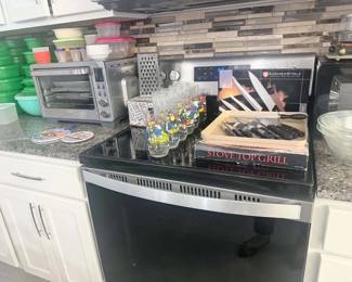 Kitchen Essentials – Countertop Appliances, Knife Set, Glassware, Bakeware, Tupperware & More