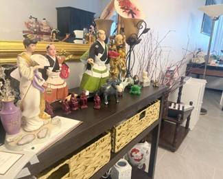 Asian-Inspired Figurines, Porcelain Figures, Vases & Decorative Collectibles