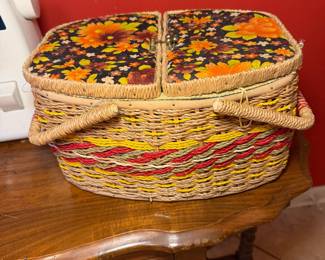 Vintage 1970s woven sewing basket with sewing supplies