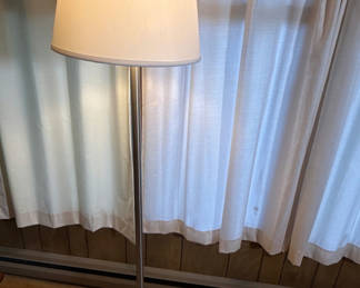 Lot 19: Floor lamp with white drum shade