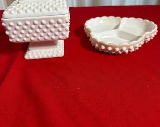 Lot 13: Milk glass hobnail ceramic dish set with lidded box, and scalloped bowl