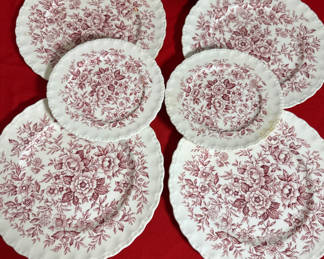 Lot 10: Printemps Floral Plates Set by Grindley England