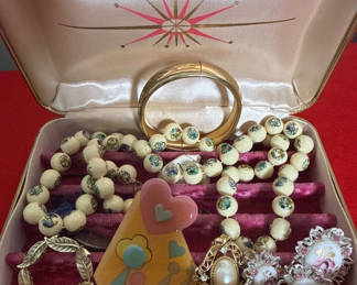 Lot 71: Assorted Vintage Costume Jewelry and Accessories