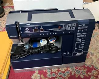 Quality electronic sewing machine