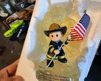 Patriotic figurine with American flag